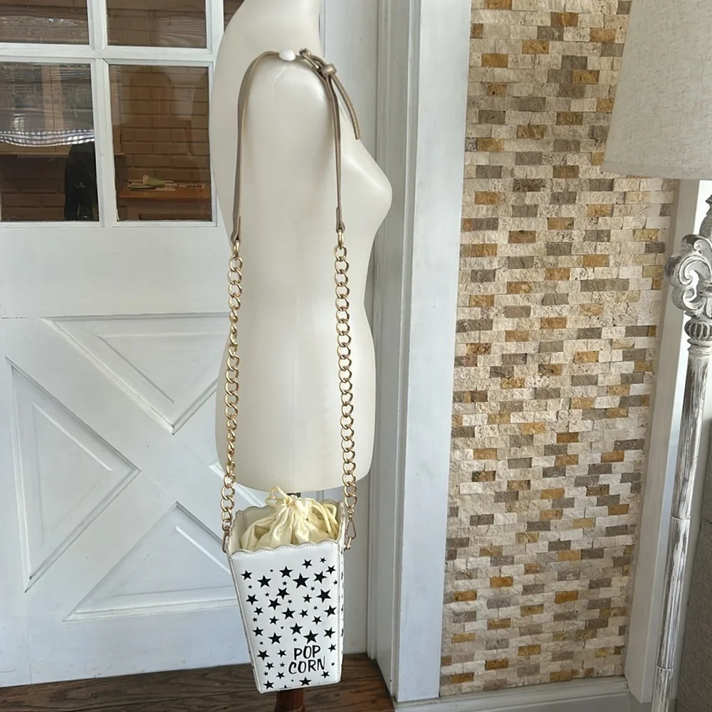 Popcorn container Crossbody purse - Picture 5 of 16